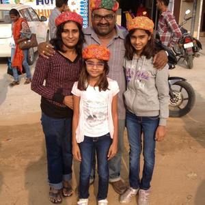 Meet your Posher, Urmi